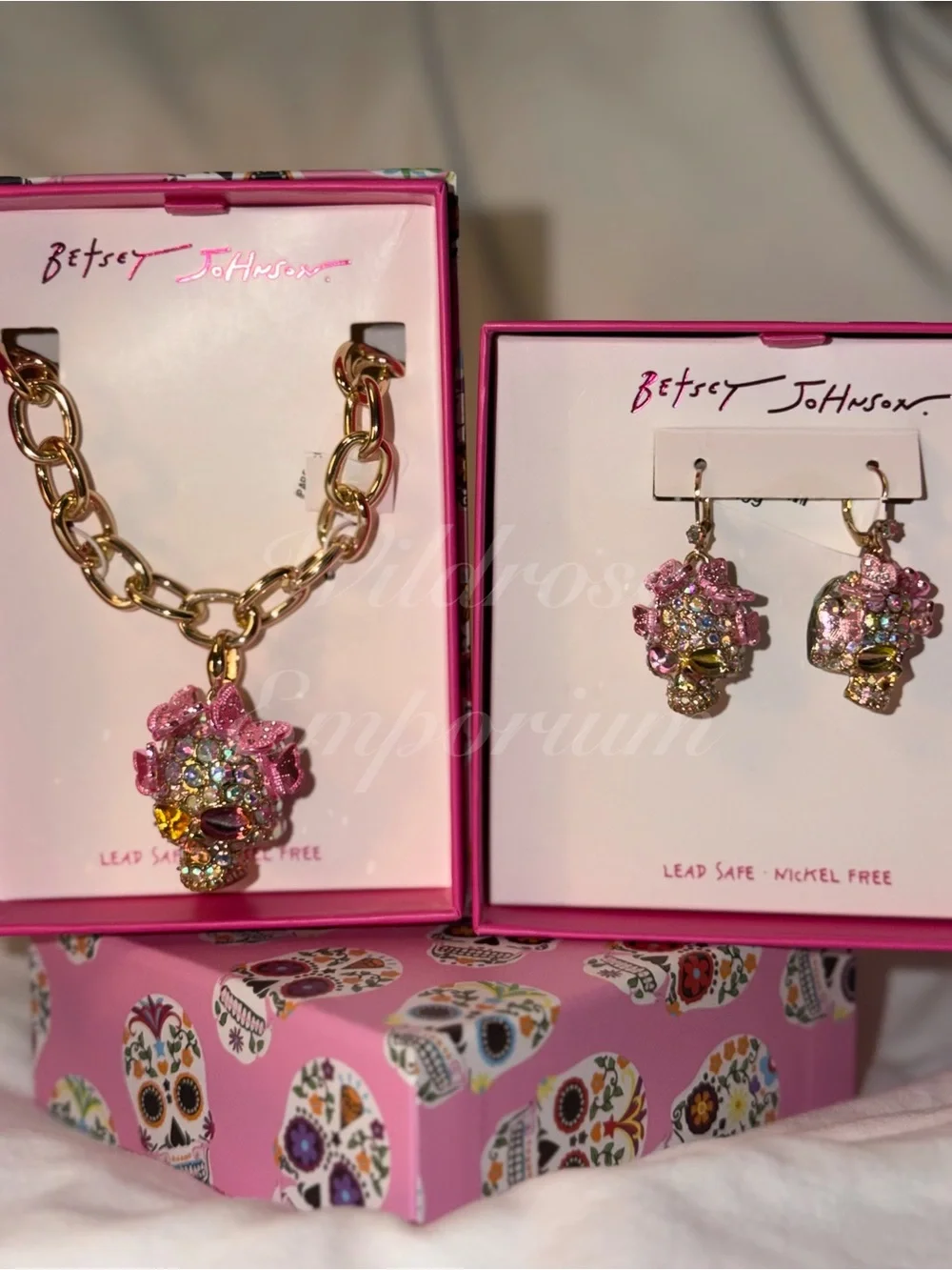 Betsey Johnson Halloween beautiful Sugar Skull pink butterfly necklace earrings